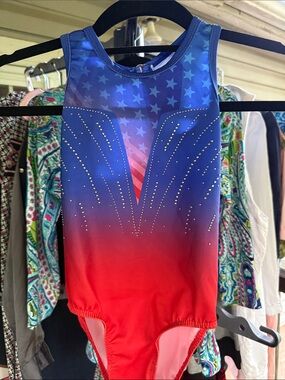 NWT Girls size 4 Swimsuit in Patriotic Red, White & blue